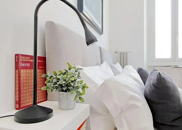 Eroi Spacious Apartament