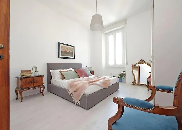 Eroi Spacious Apartament