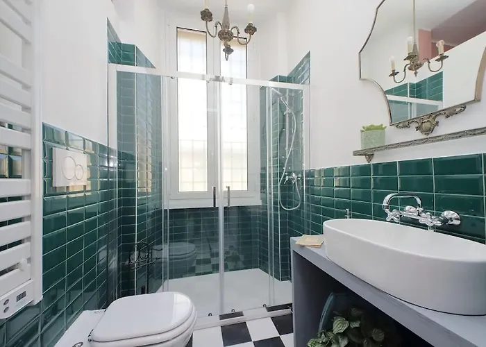 Eroi Spacious Apartment *