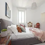 Eroi Spacious Apartman