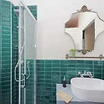 Apartman Eroi Spacious *
