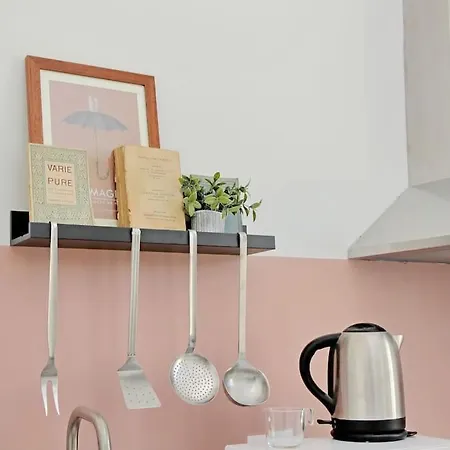 Eroi Spacious Apartment